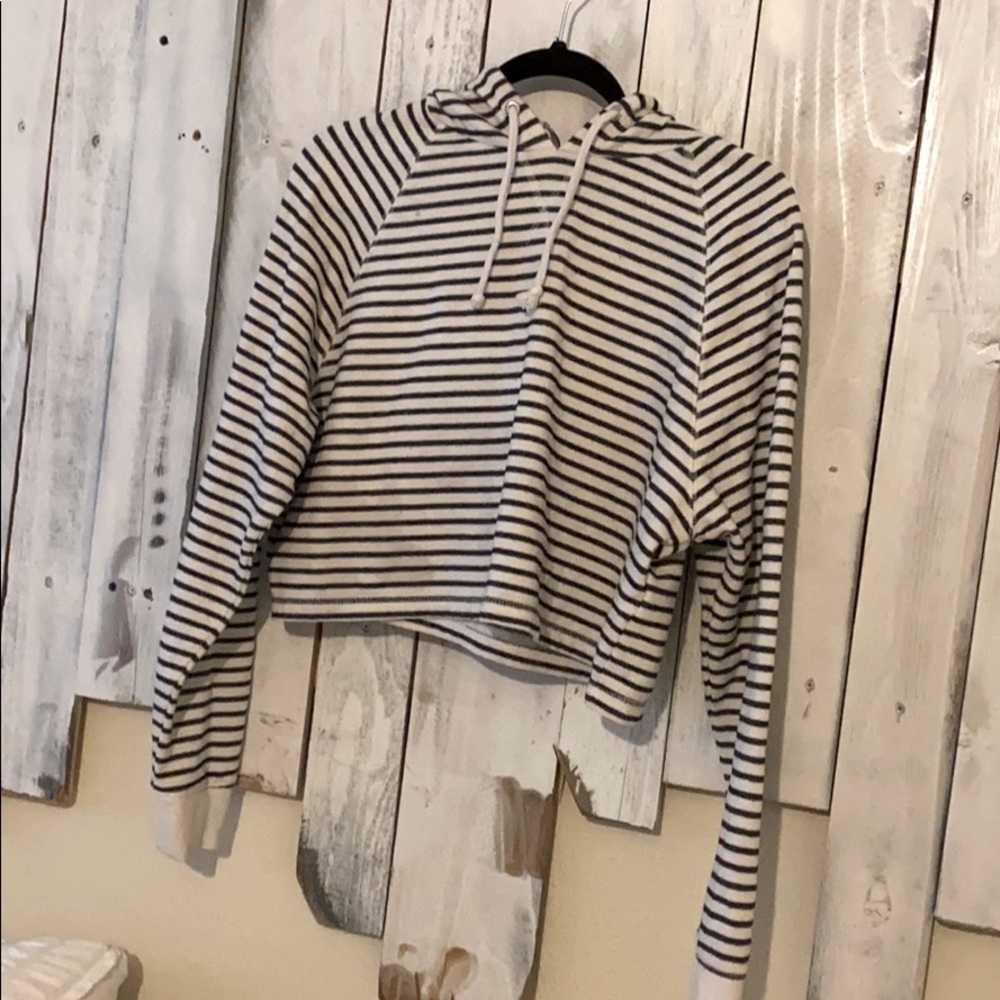Cropped Hoodie